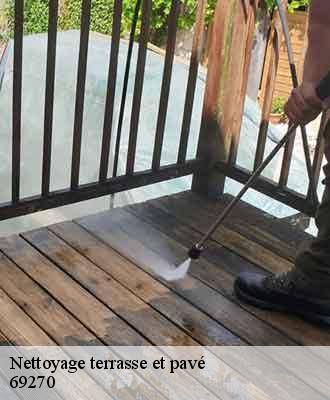 Nettoyage terrasse et pavé  fontaines-saint-martin-69270 Balland élagueur paysagiste